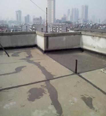 海陵漏水维修 楼顶漏水是什么原因，楼顶漏水维修方法是什么?